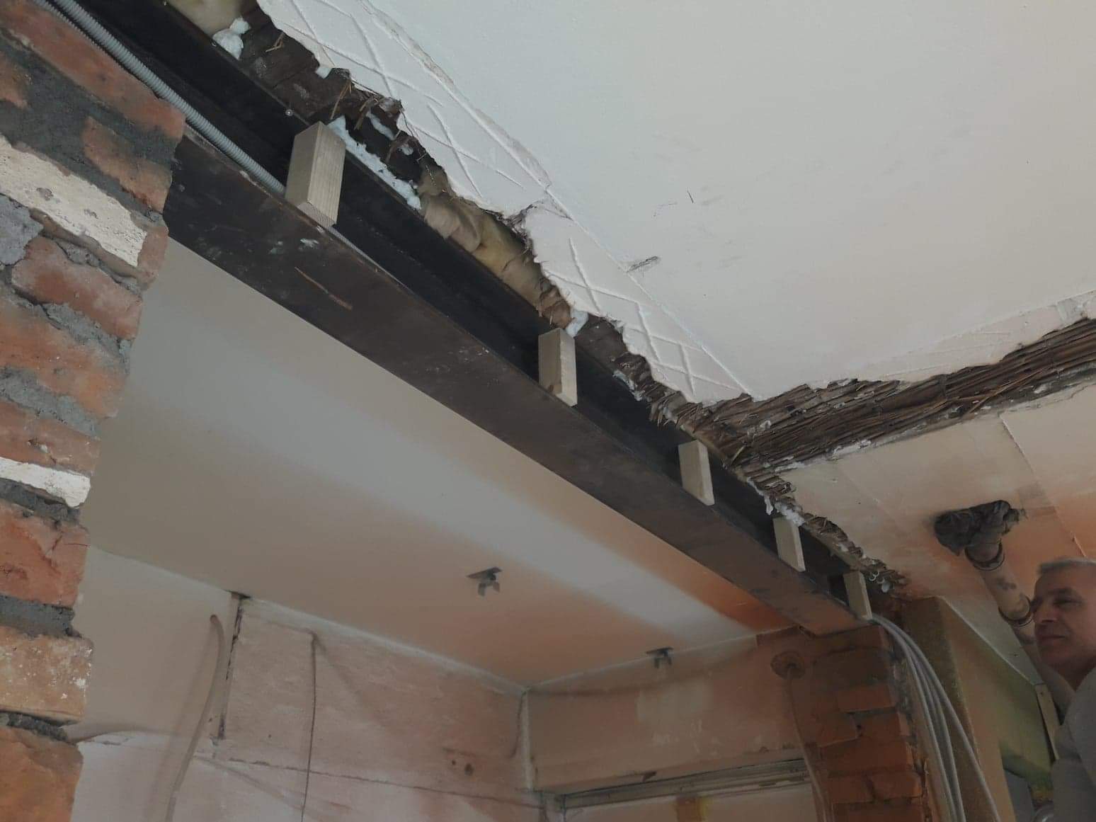 received_345119849497672-1