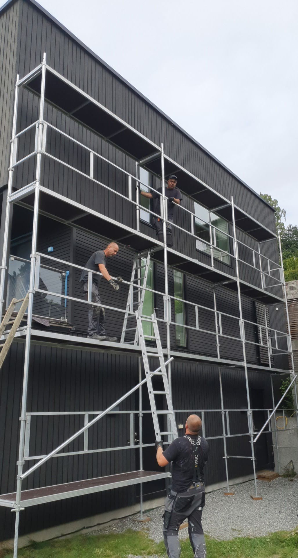 USER_SCOPED_TEMP_DATA_MSGR_PHOTO_FOR_UPLOAD_1597821013908_6701747069920593515